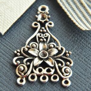 vintage metal charm-10pcs  alloy antique silver flower  connector pendant finding