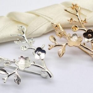 Flower Connector - Flower Brass Pendant - 3pcs raw Brass plating silver or gold  flower brooch  cab  finding