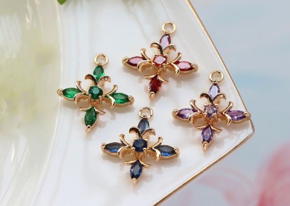 6pcs flower Crystal Glass Connectors | Rhinestone Faceted Pendants with Brass Findings for Jewellery Crafting