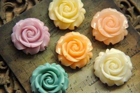 Flatback Resin Flower Cabochons for DIY Craft Supplies