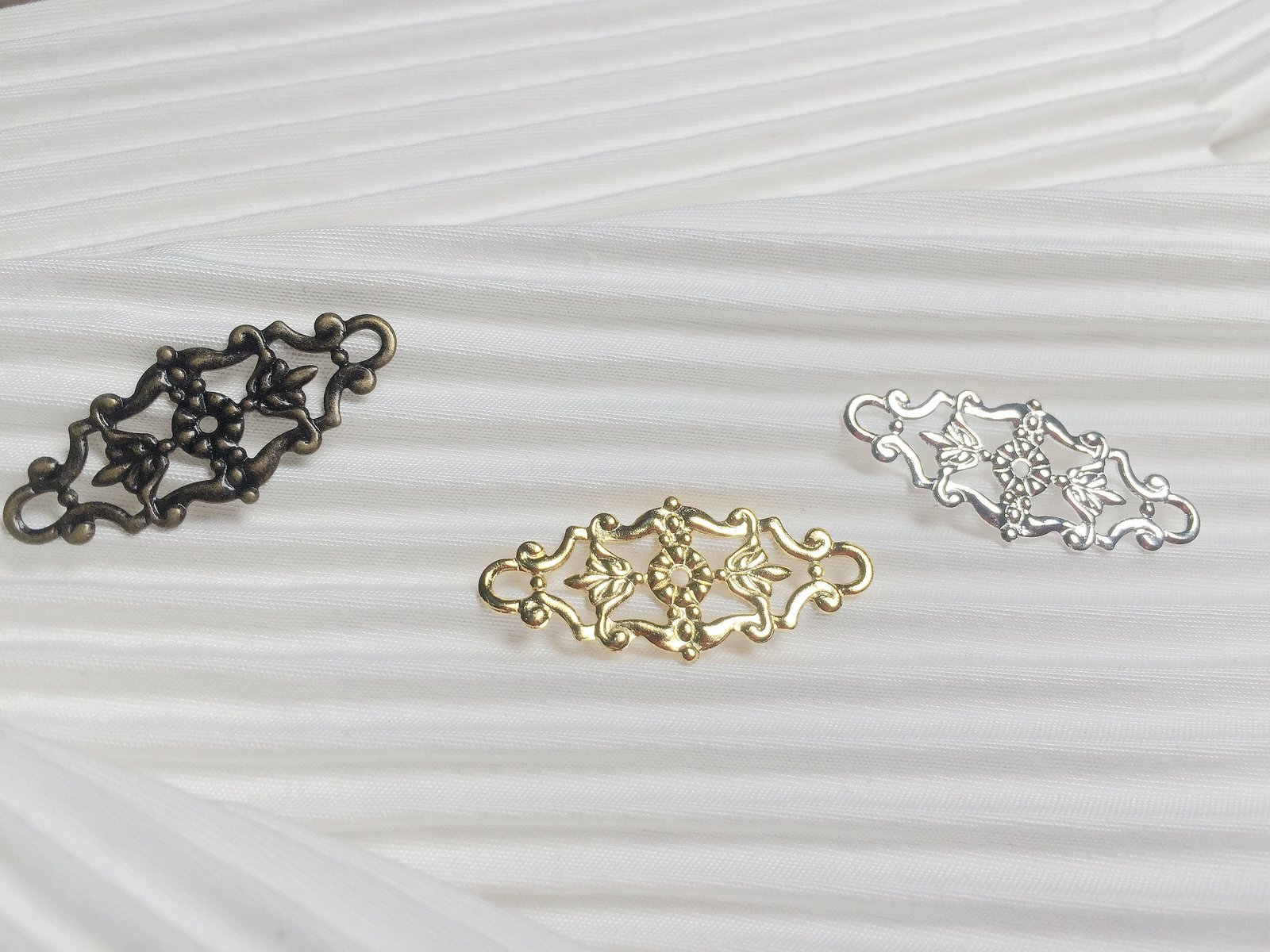 Gold/Silver/bronze Plated Filigree Flower Wraps Connectors Charm Pendant for Necklace Jewelry Making Findings