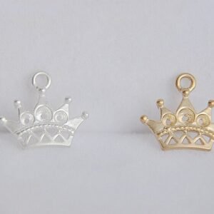 8 pcs  crown charms - small crown - raw brass plating  crown pendant