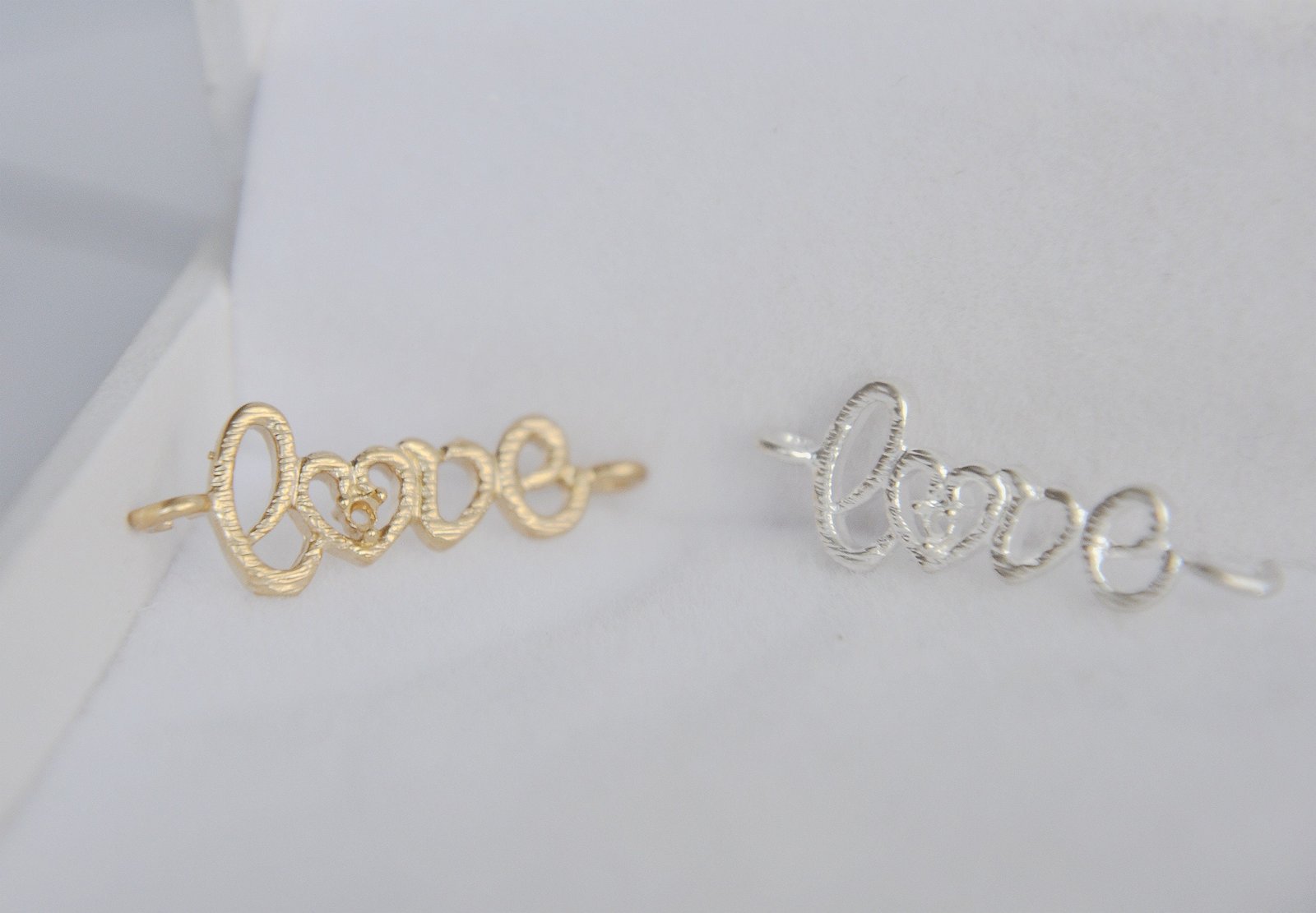 filigree findings - filigree connectors -love charms   - gold metal lace - 6pcs raw brass plating matt love