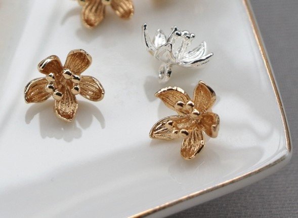 Flower Connector - Flower Brass Pendant - flower petal jewelry - 6 pcs raw Brass plating flower connector lxc42