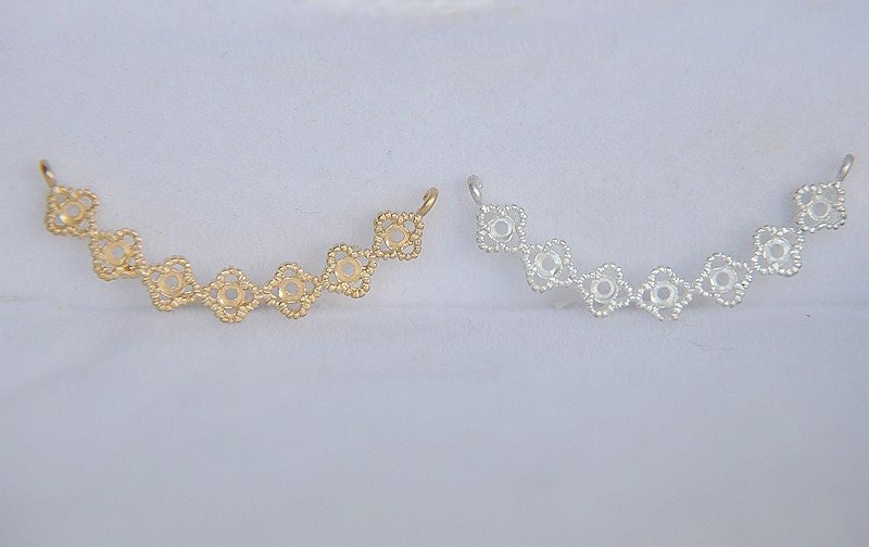 gold filigree charm - gold metal lace - 6 pcs raw Brass plating  flower connector