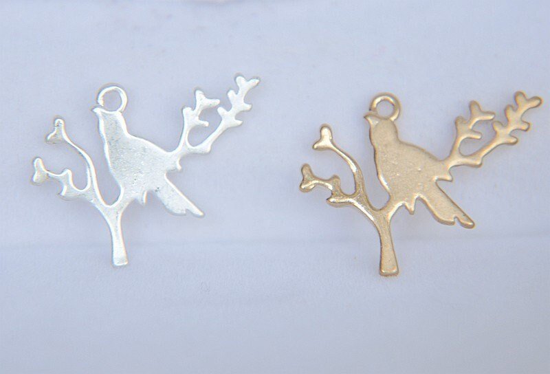 8 pcs silver bird charm -silver or gold filled jewelry bird charm - raw brass  plating  bird   pendant finding