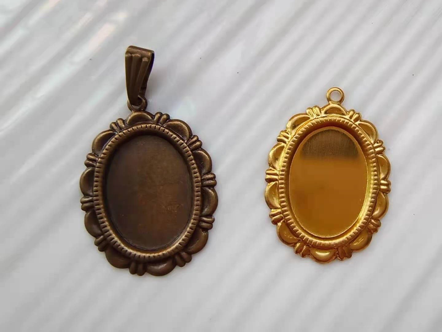 Exquisite Filigree Raw Brass and Bronze Stampings - Oval Setting with Cabochon Tray for Necklace Making