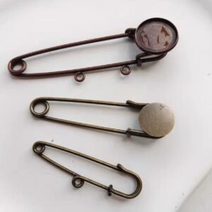 safety pin brooch - vintage brass brooch -5pcs raw Brass  plating antique bronze   brooch pendant finding