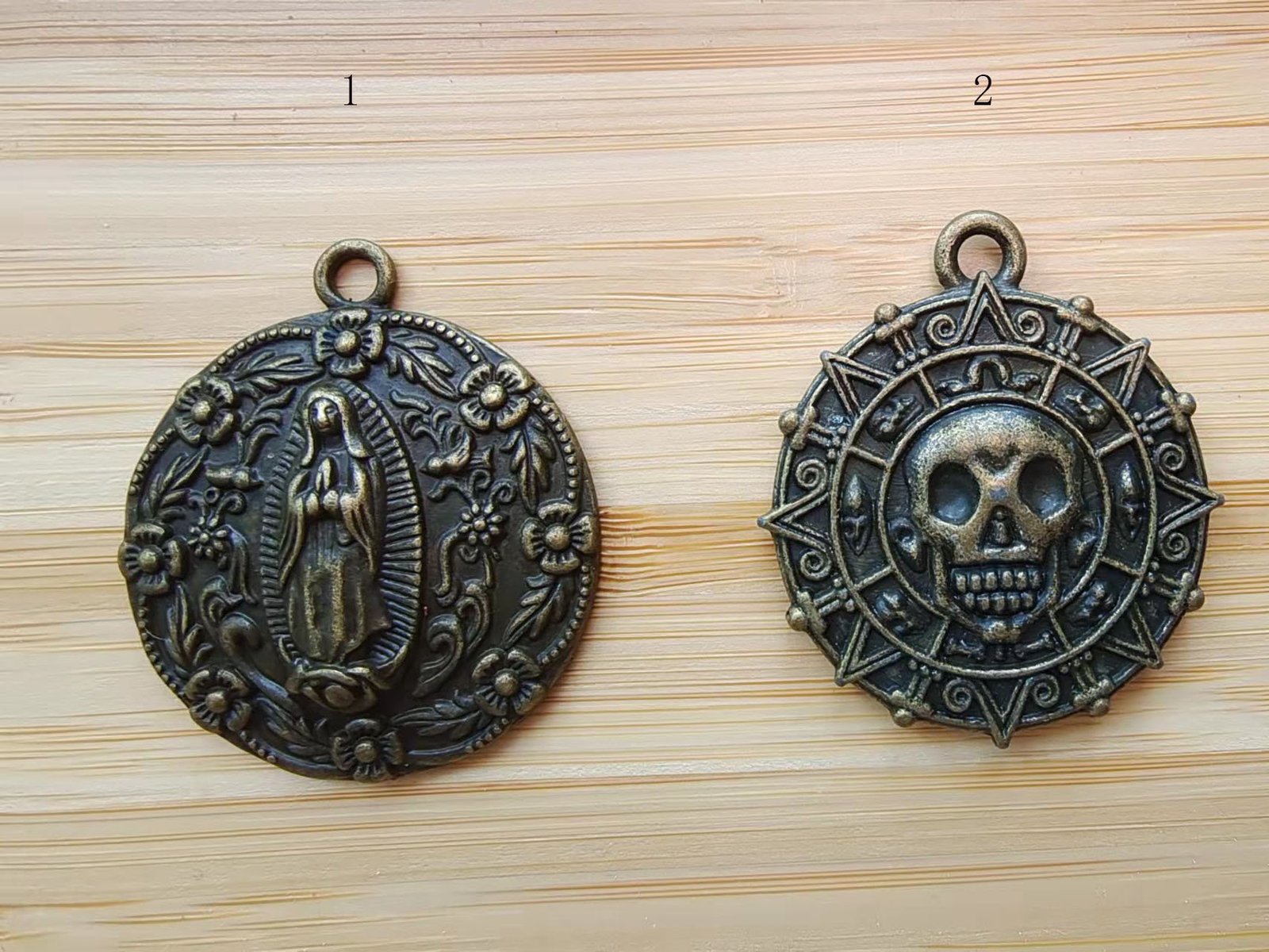 5pcs Vintage Virgin of Guadalupe Medal Pendant - Catholic Patron Saint Jewelry Charm for Necklaces