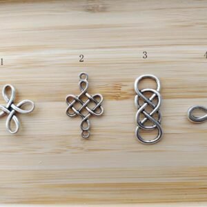 10 pcs  vintage metal charm-antique  silver   knot  pendant finding