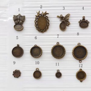 10 pcs antique Bronze bezel - Cameo Setting Charm pendant -vintage style antique bronze  plating cab   pendant finding