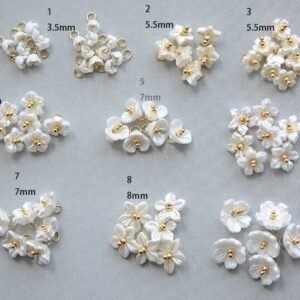 resin flower charm -resin material -small resin flower pendant -  resin white flower Cabochons pendant finding 8pcs