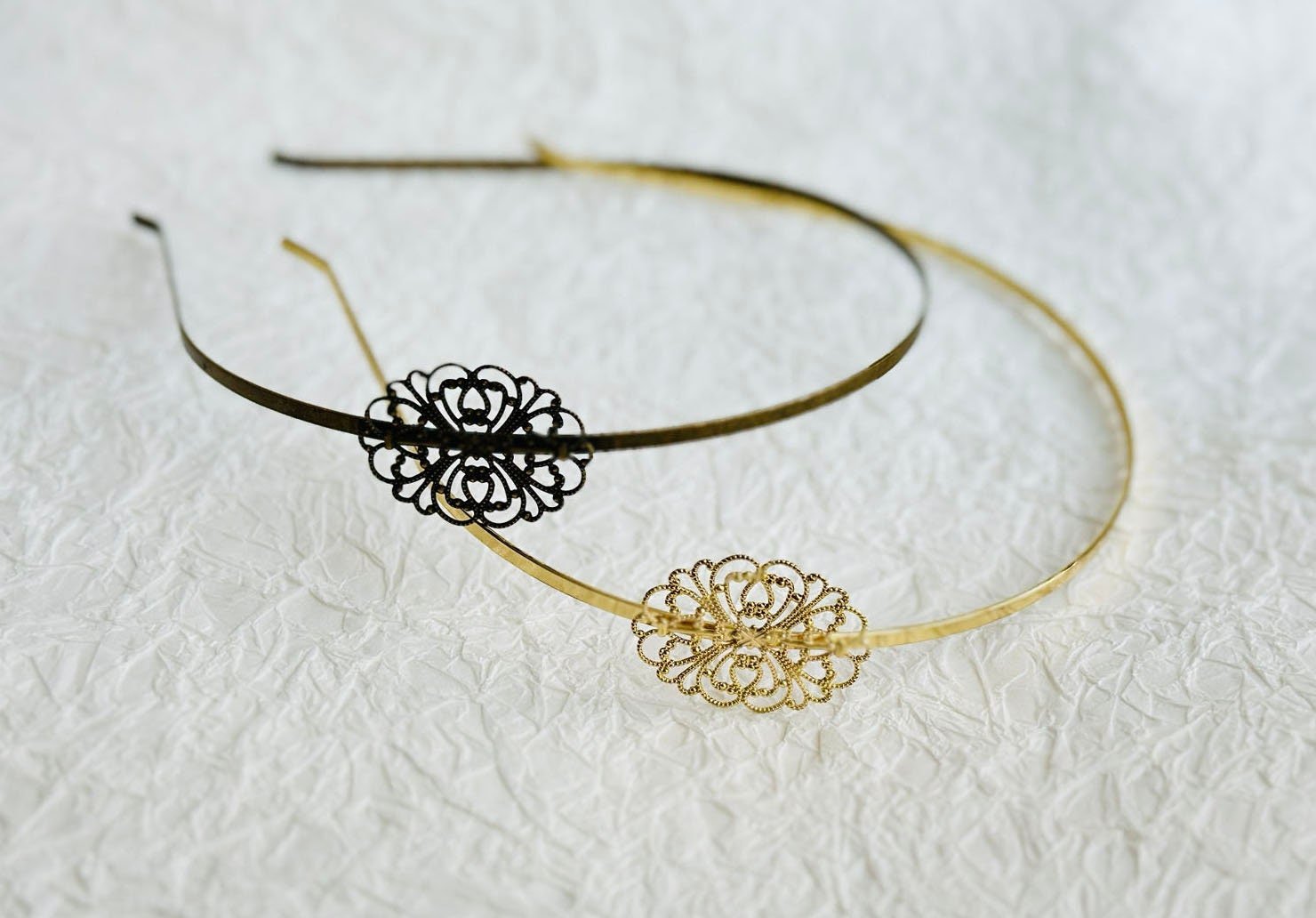 hair head band - 2 pcs raw Brass  plating antique bronze  flower Filigree hairband pendant finding