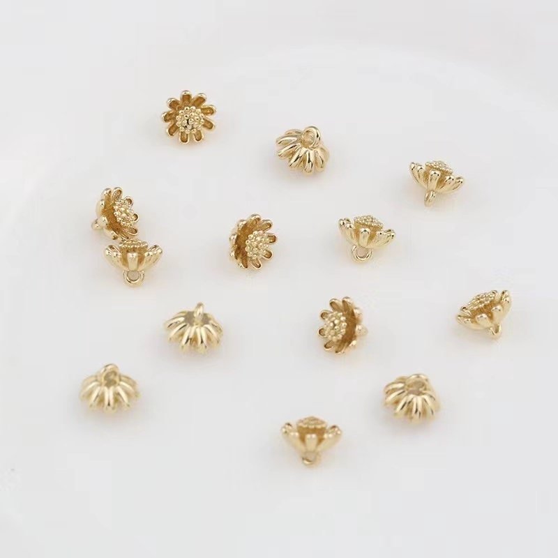 10pcs gold jewelry flower charm - Flower Connector - Flower Brass Pendant