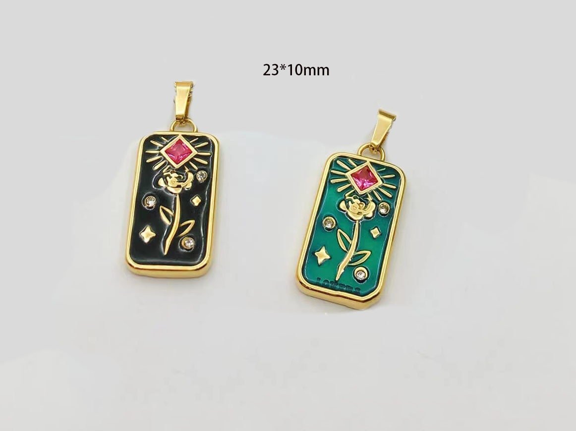 2 pieces  18k Gold sun flower Pendants for Jewelry making