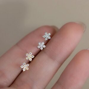 1 pair S925 silver Tiny star  Stud Earrings with Sparkly CZ Crystals ,  Simple and Minimalist