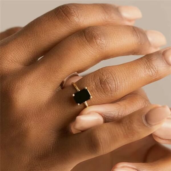 Black Onyx Baguette Ring Minimalist • Emerald-Cut Gemstone Ring • Vintage Style Birthstone Jewelry • Perfect Gift for Her