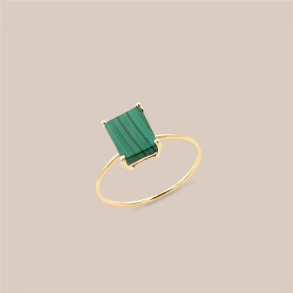 Baguette Ring Minimalist • Emerald-Cut Gemstone Ring • Vintage Style Birthstone Jewelry • Perfect Gift for Her (复制)